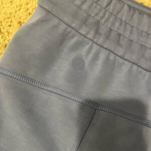 *Never Worn* Lululemon Blue Bottoms